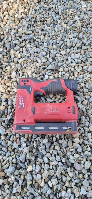 Capsator Milwaukee M12 BST