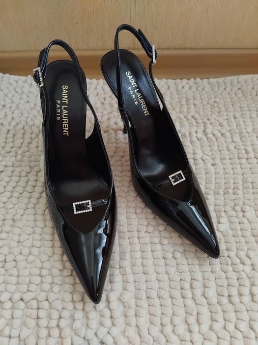 Saint Laurent налични