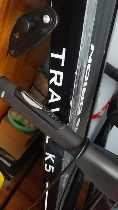 Продавам бягаща пътека