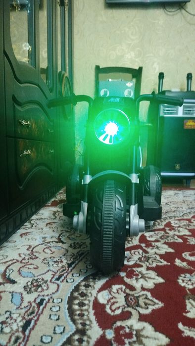 Yoshbolarlar uchun motobike 3-4 va 5 yoshli bolalar uchun
