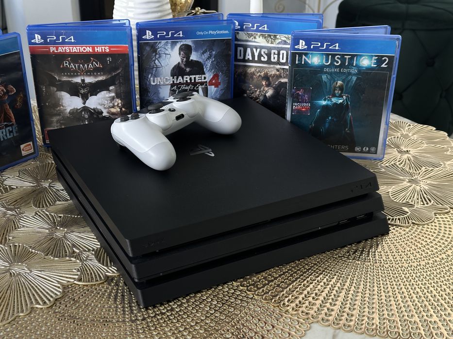 Playstation 4 Pro (PS4 Pro) SSD Samsung 500Gb + 5 Jocuri + joystick!