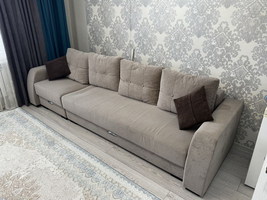 Диван в хорошем состоянии
