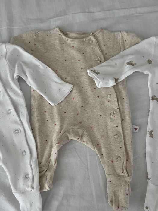 Set 3 pijamale/salopete cu piciorus si protectie manute 54 - 1 luna