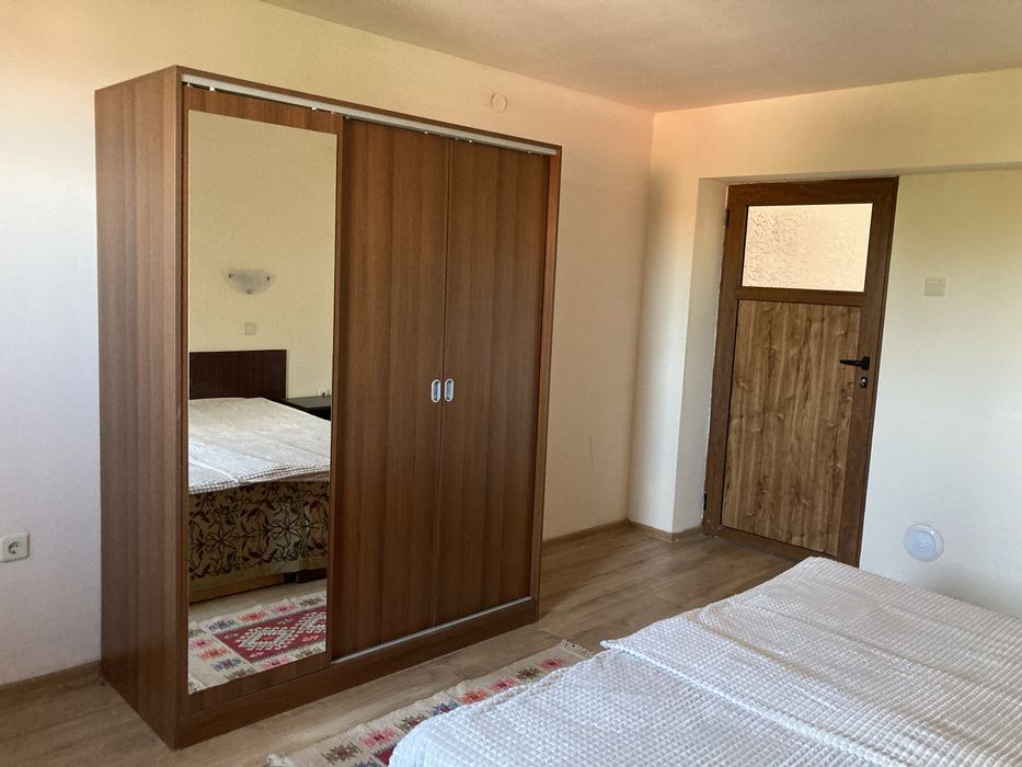 Дава се под наем Къща в с. Звездица, Област Варна - 270 кв.м за 900 € - Снимка #11