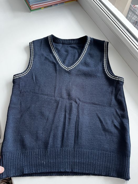 Продам вещи на мальчика 9-10 лет