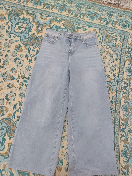 Продам Женские джинсы