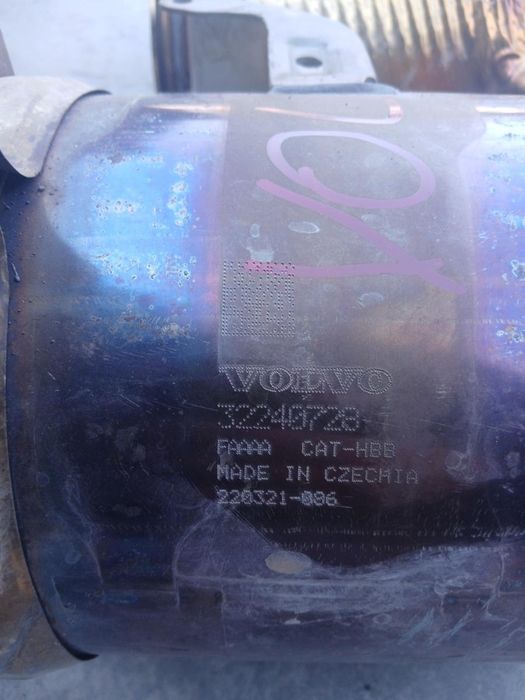 Filtru Particule Catalizator/Fap/Dpf Volvo Xc60 Ii 246 2017 2.0D -> 32240728