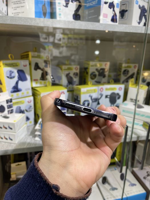 Samsung S23 8/128 gb karopka bor