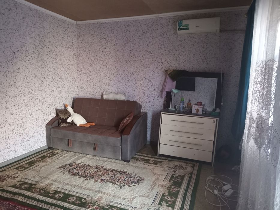 Уй сотилади 6.сутих янги курилган хама шаройтлари бор
