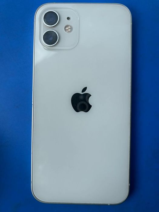 iPhone 12
