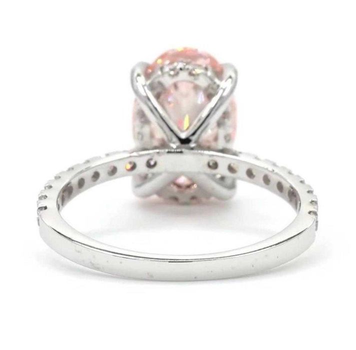 Inel exclusivist cu diamant roz Fancy Vivid Pink 3.08 ct – Aur Alb 18K – Certificat IGI