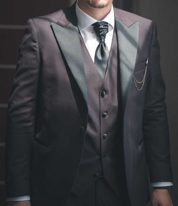 Vand costum barbatesc Cavaliere de ginere sau nas - masura 54