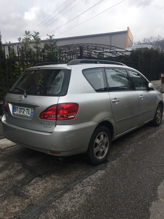 Тойота Авенсис Версо / Toyota Avensis Verso 2.0D 116hp 2002g НА ЧАСТИ!