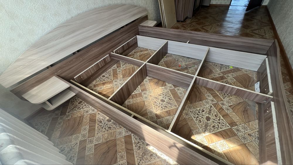 Кравать двуспальная