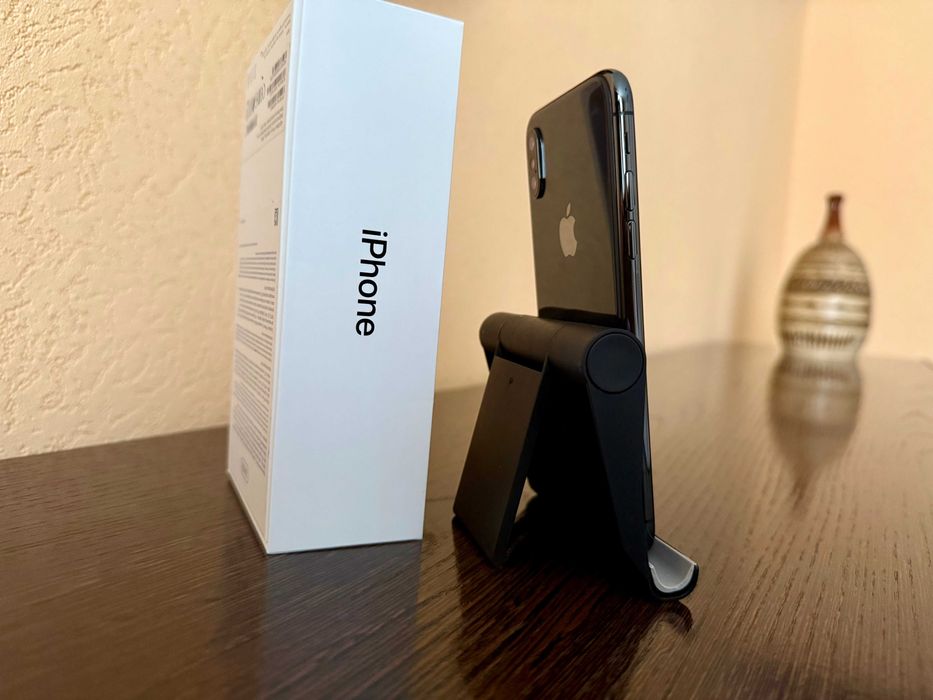iPhone X (в отличном состоянии)