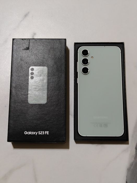 Samsung S23 FE 128 gb Ram 8 5G