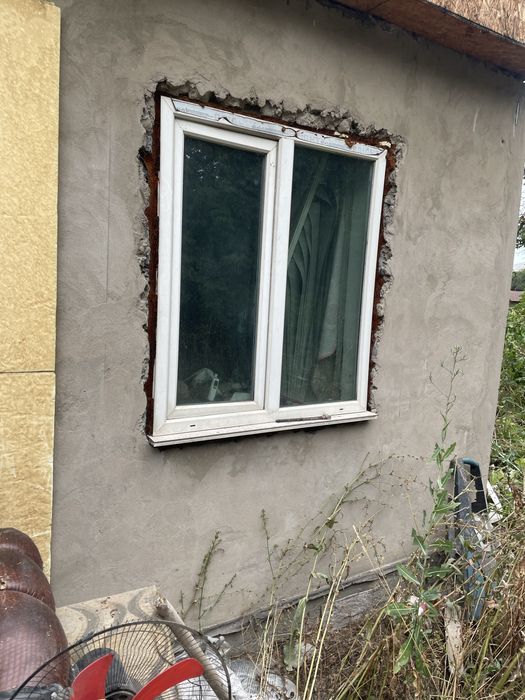 Срочно  Продам бу окна  9 штук