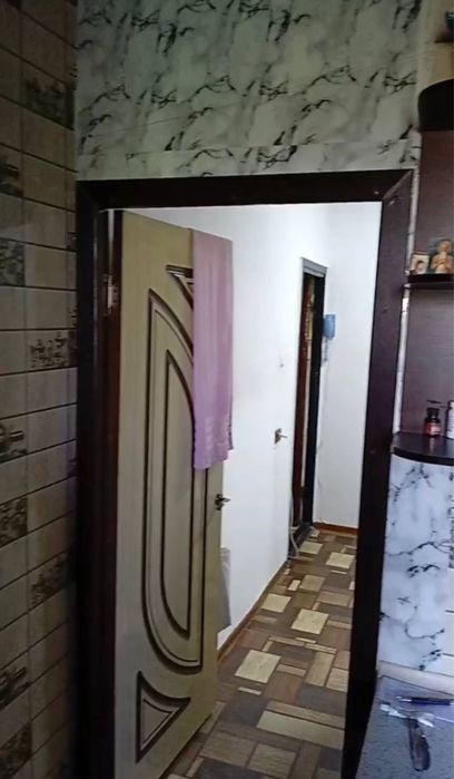 Продаётся 1 ком новая план в 8 микрорайоне