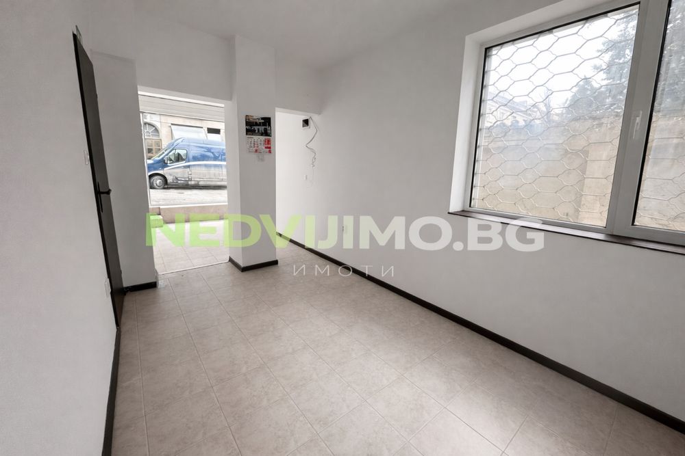 Офис/Магазин под наем в Гръцка Махала