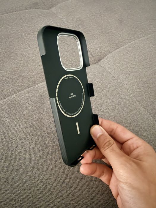 Husa pitaka iphone 16 pro