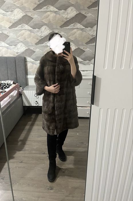 Продам норковую шубу