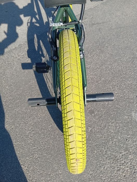 BMX wipe cu roti pe 20 inch