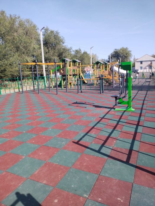 Резиновое(Тартановое)покрытие