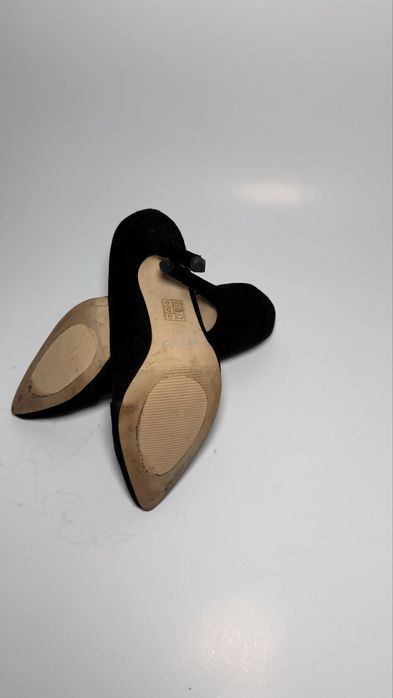 Pantofi Zara negri cu toc