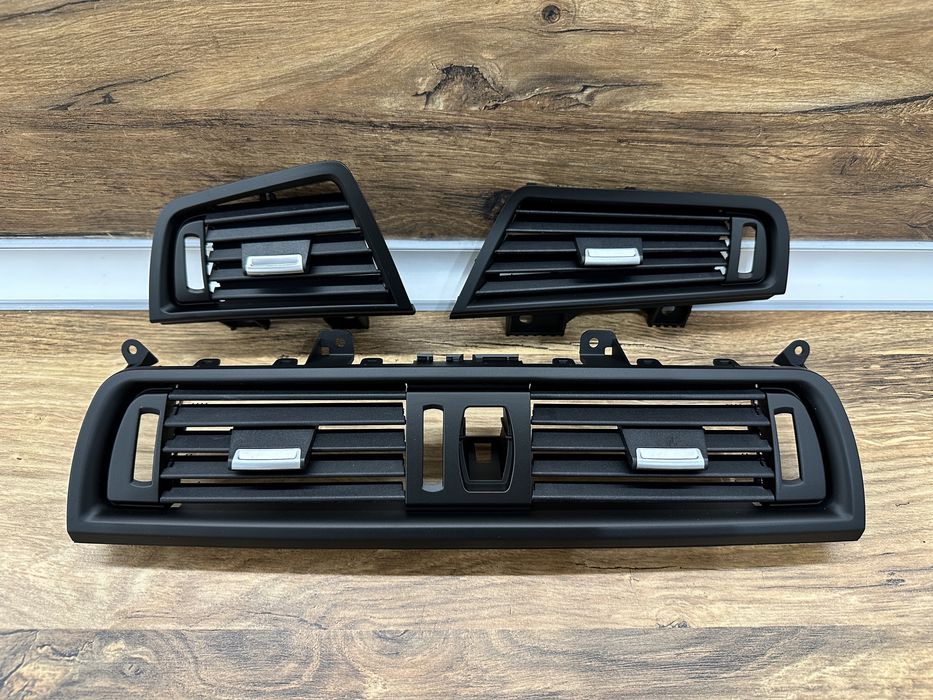 Въздуховод решетка климатик BMW F10 F11 БМВ Ф10 Ф11