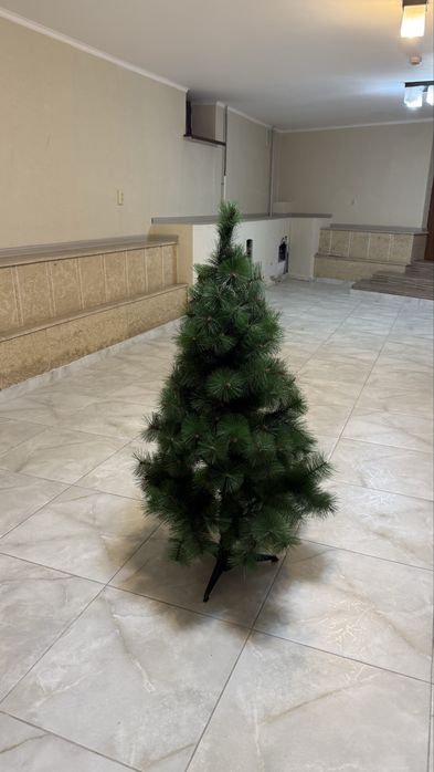 Елка искуственная