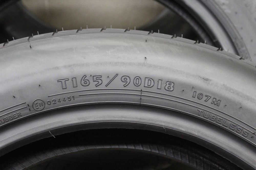 165/90-18 Goodyear