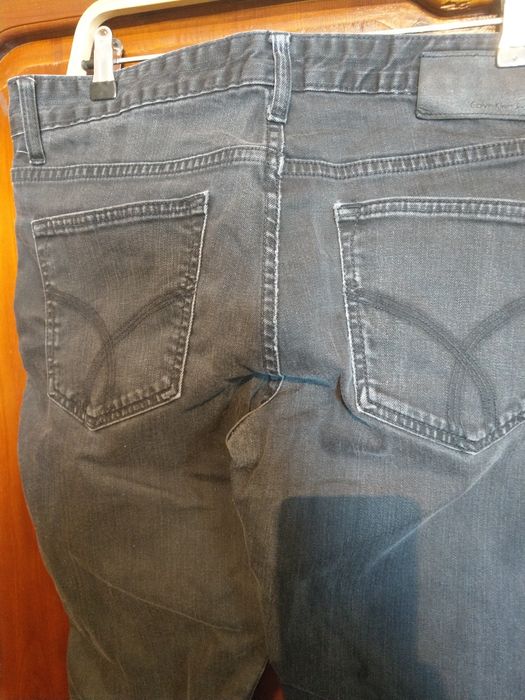 Calvin Klein 34/32. Оригинален продукт.