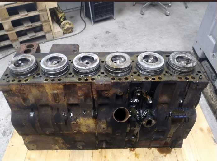 Bloc motor echipat Cummins 6CT8.3-C - Piese de motor Cummins