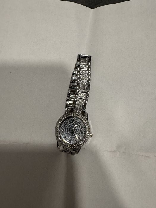 Комплект Стилен женски часовник, колие, пръстен, обици, гривна