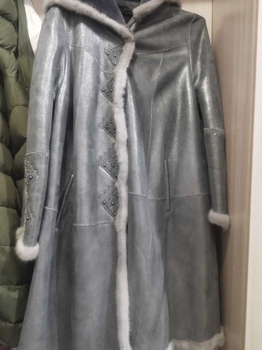 Куртка ,шуба женская продам