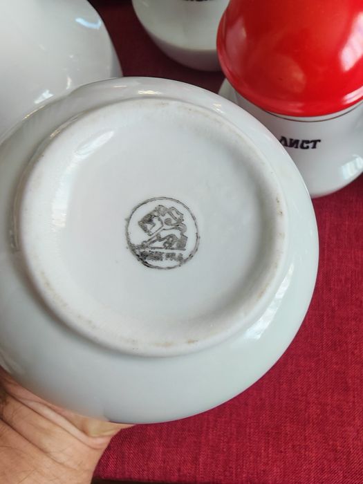 Порцеланови буркани за подправки