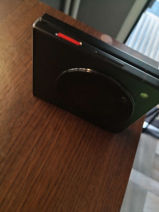 Telefon zte nubia flip