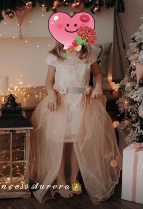 Платье нарядное на девочку