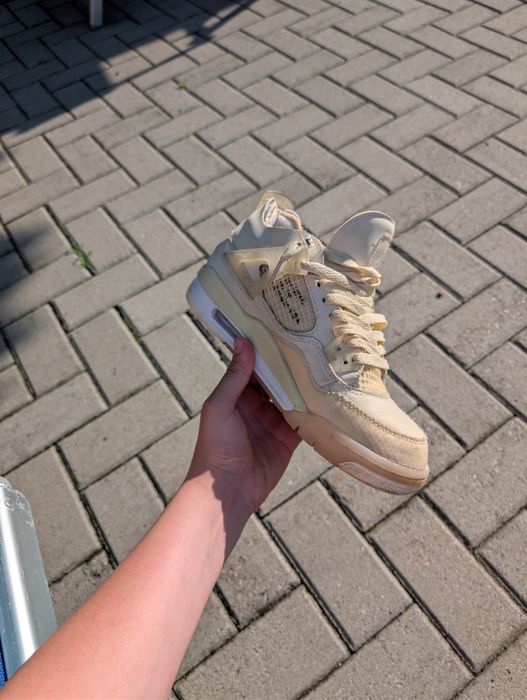 Jordan 4 Off white