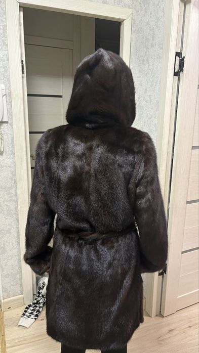 Продам шубу 44-48