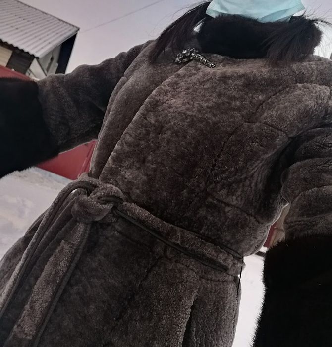 Продам шубу из мутона