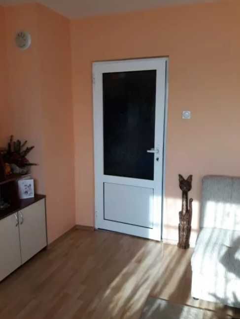 Продава се Двустаен апартамент в Пловдив, Изгрев - 62 кв.м за 428 €/кв.м - Снимка #3