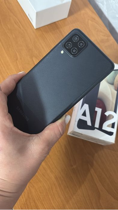 Продам 2 телефона