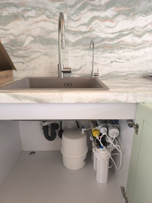 Продажа, установка, ремонт  и обслуживание бытовых фильтров для воды