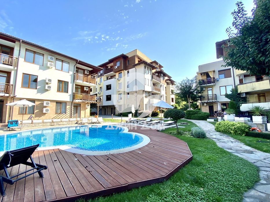 Продава се Двустаен апартамент в Свети Влас - 78 кв.м за 1449 €/кв.м - Снимка #12