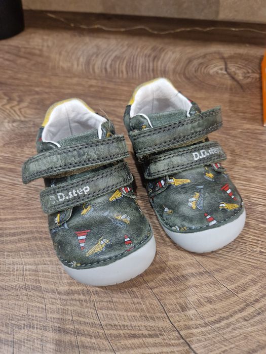 Pantofi DDSteps mărimea 20 ca noi