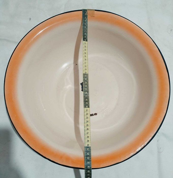 Тазы эмалированные