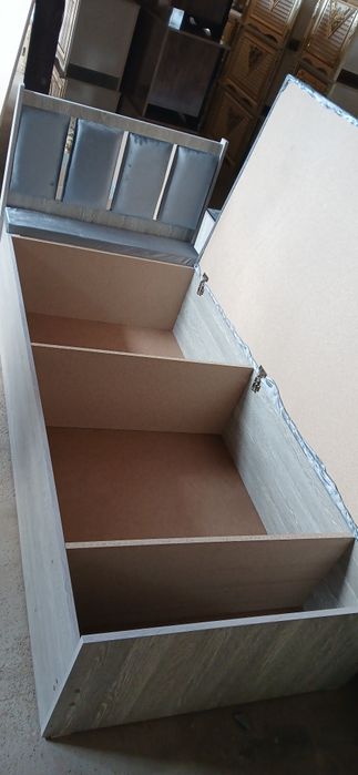 Мадел:Кравать-сандуклы