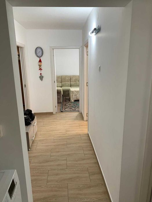 Apartament 3 camere decomandat, 72 mp, etaj 1,3 balcoane, Marasesti-BM