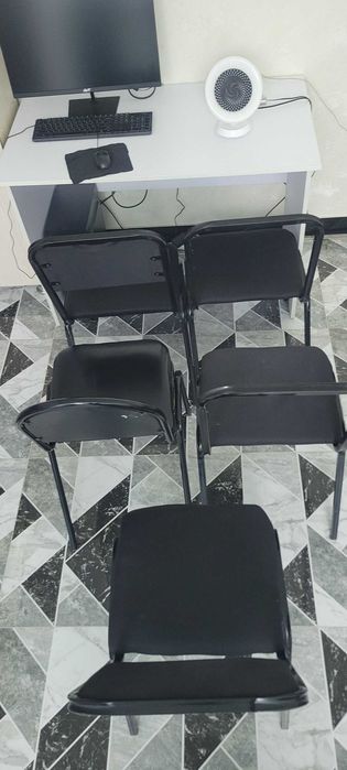 Optika uchun mebel